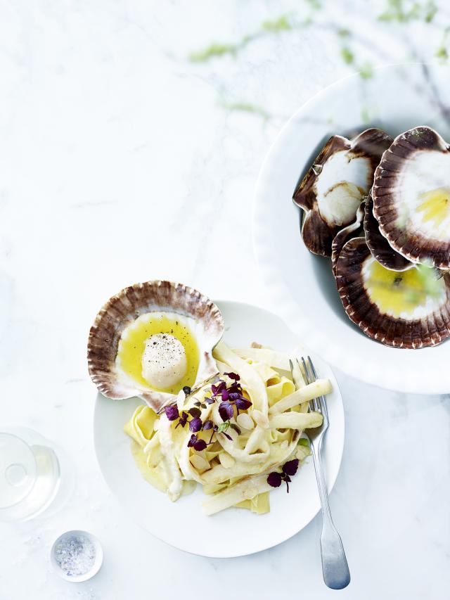 Lentegerechten Sint-jakobsvruchten